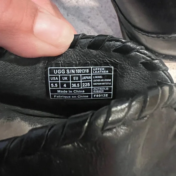 UGG Leather Jamison Black Platform Ankle Bootie Heels Sheepskin Lined Size 5.5 - Picture 9 of 14